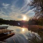 Stanica Wodna Pttk Resort *